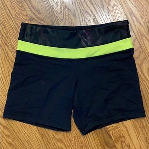 Lululemon bike short